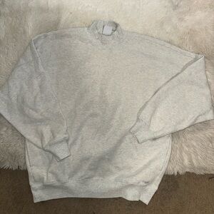 Aritzia TNA Cozy Fleece MegaFit sweatshirt